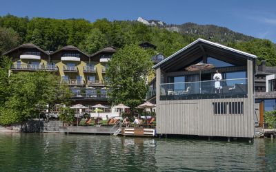 Bootshaus des Boutique Hotels Cortisen mit privatem Seezugang am Wolfgangsee