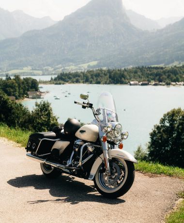 Motorradtour mit Harley vom Motorradhotel im Salzkammergut am Wolfgangsee