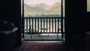 Blick auf den Wolfgangsee aus dem Adults Only Boutique Hotel mit direktem Seezugang am Wolfgangsee