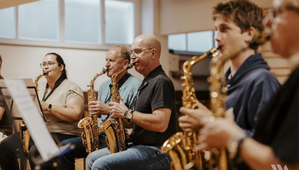 Saxophonisten beim Musizieren bei der Woodstock Academy am Wolfgangsee © Julian Quirchmair