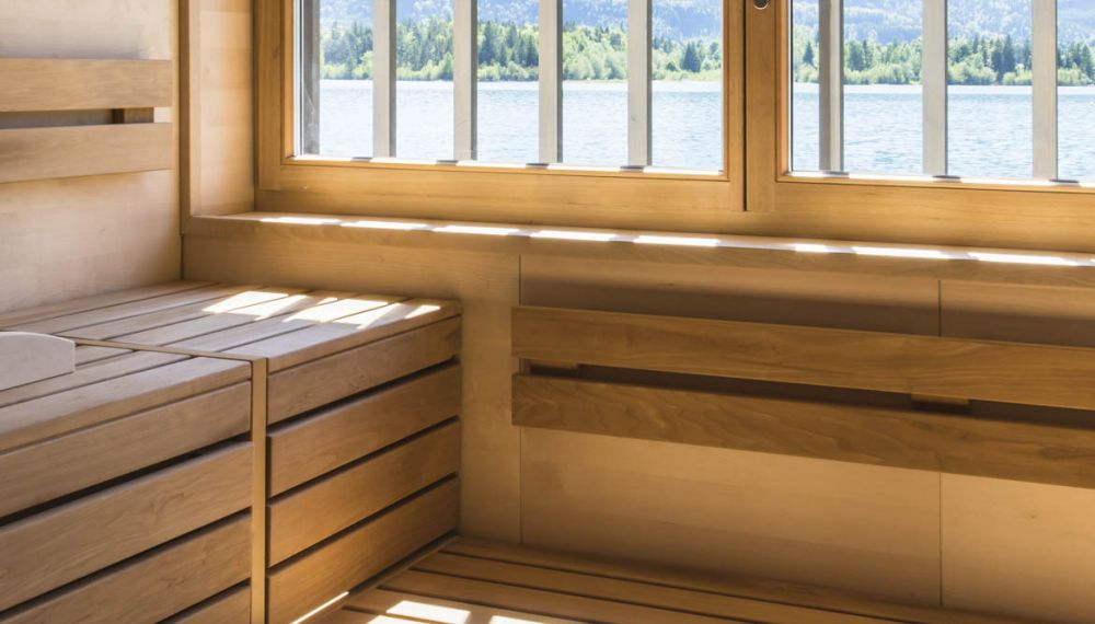 Seeblick auf den Wolfgangsee von der Sauna im Adults Only Hotel Cortisen